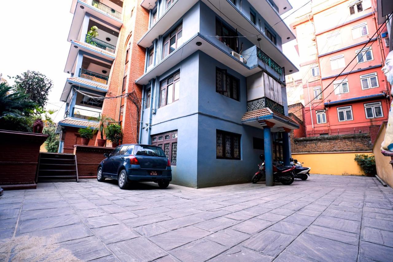 Hotel Ganesh Himal Kathmandu Exterior foto